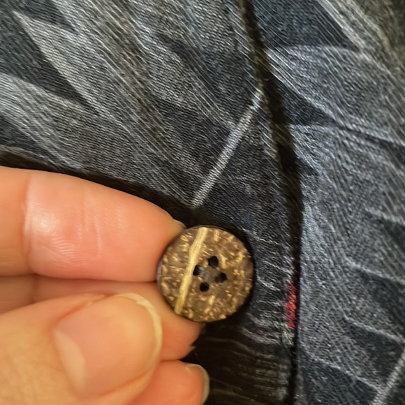 Havana Jacks Cafe Cropped Top - Picture 3 of 4